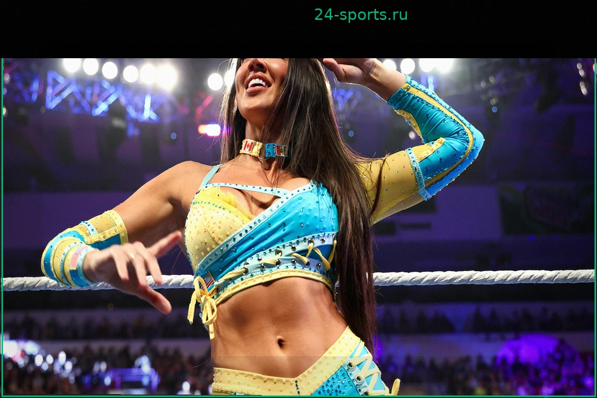 Челси Грин - временная чемпионка WWE среди женщин после матча с лестницами на SummerSlam