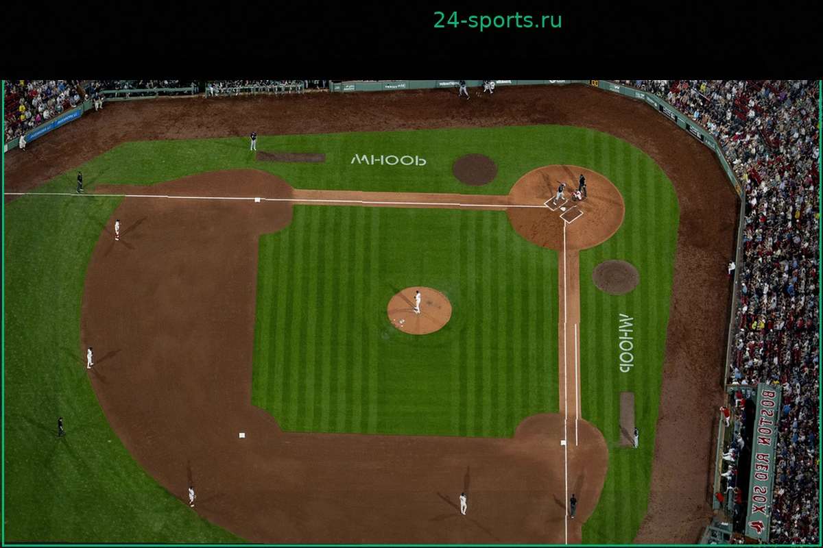 Обновленный прогноз погоды для матча Cubs vs. Red Sox на Фенуэй Парк в условиях гонки плей-офф MLB и приближения северо-восточного шторма