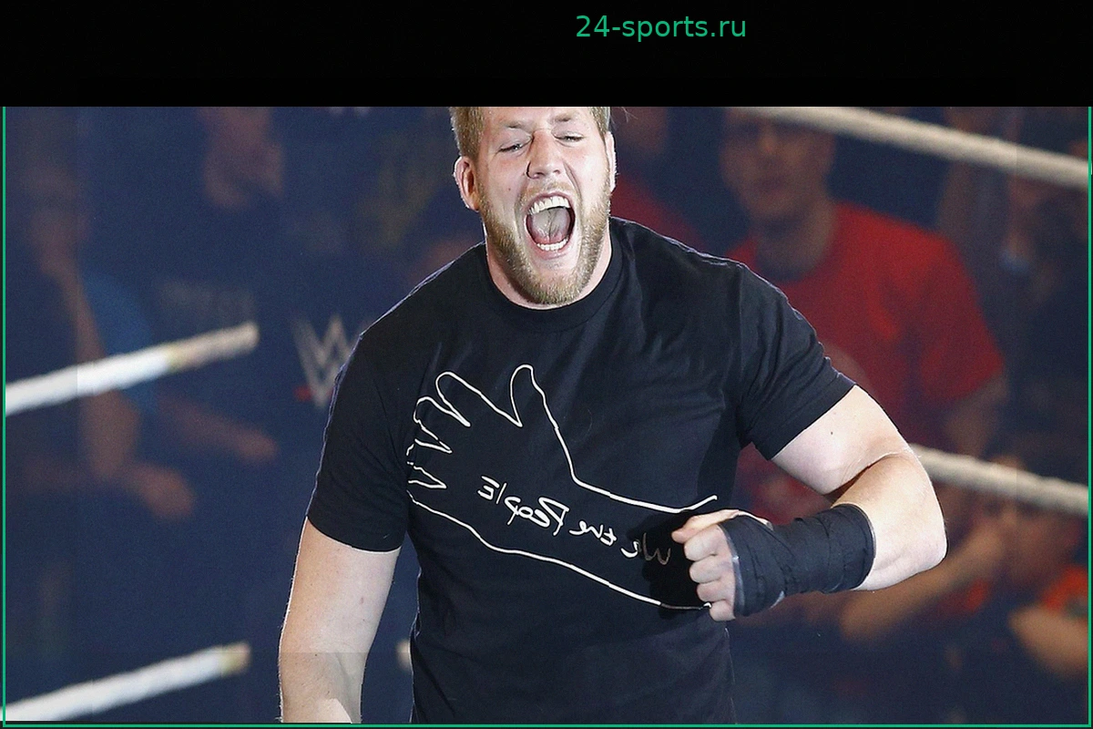 Бывший чемпион WWE Джек Сваггер получил травму, которую Дана Уайт назвал «худшей в истории Power Slap или UFC»